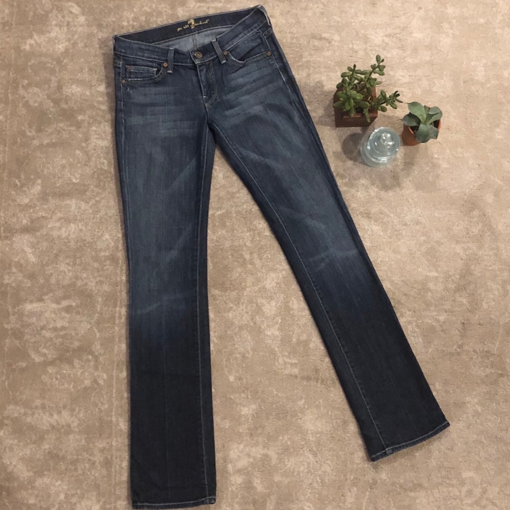 7 For All Mankind Straight Jeans | Size 25